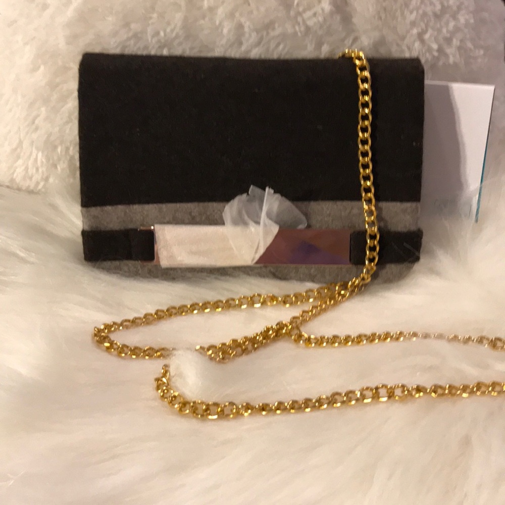 Small crossbody